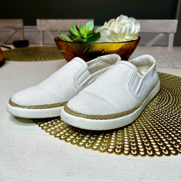 Ⓜ️✅SOLD✅Vionic Rae Slip On Sneaker - Picture 4 of 12